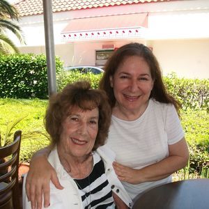 Meet your Posher, Sharon